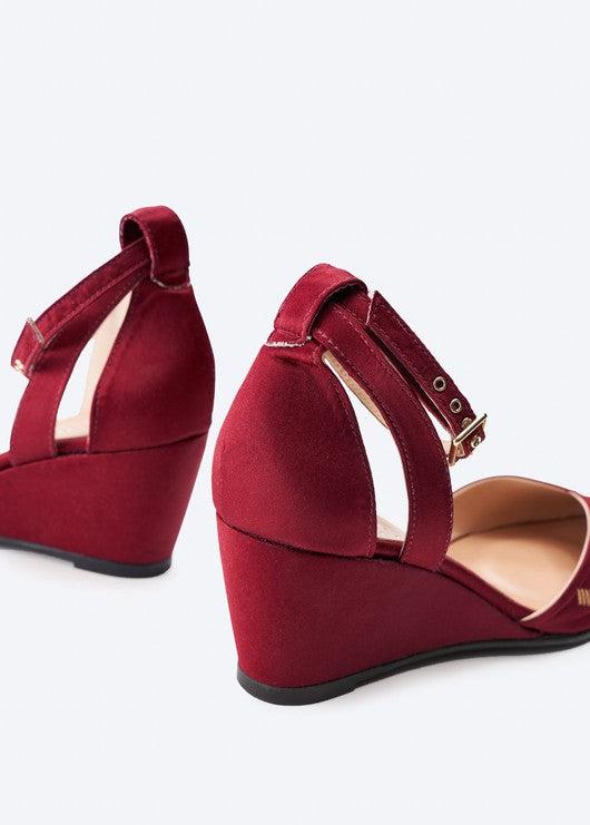 Garda Silk Wedges