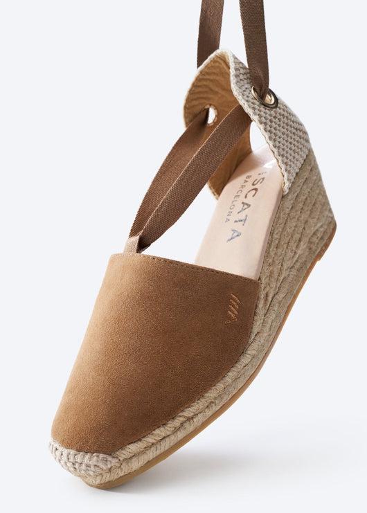 Fosca suede camel medium wedge