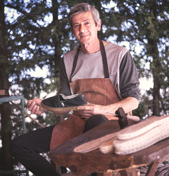 Artisan working on a Viscata espadrille