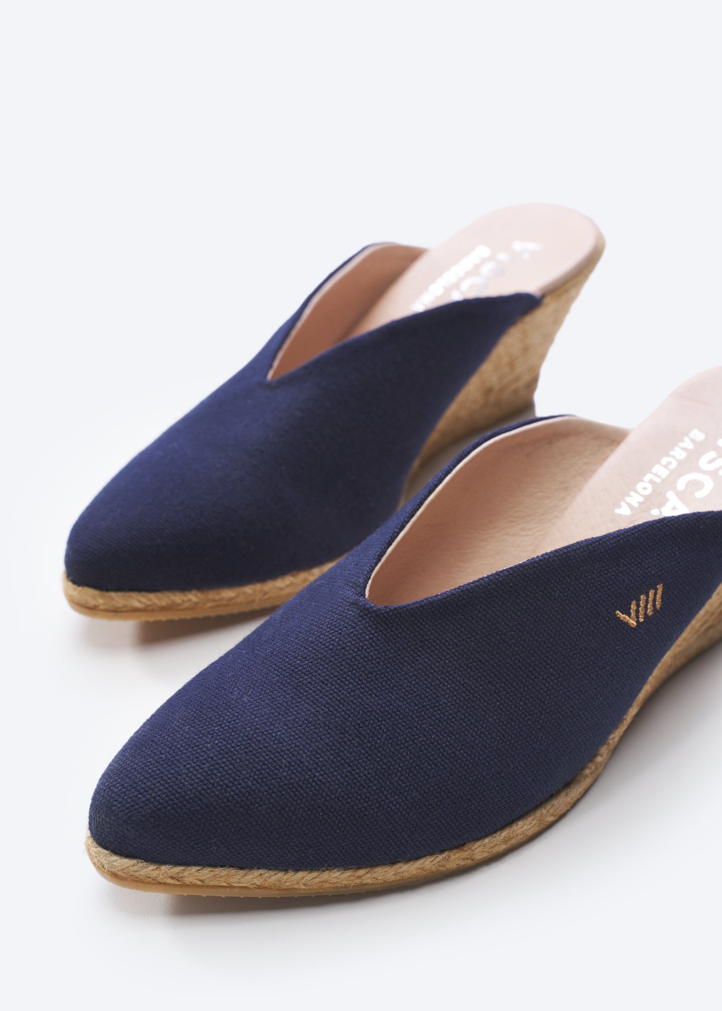 VISCATA BARCELONA ROSE sold CANVAS NWOT NAVY BLUE SUED WEDGES SIZE 40 (9.5)